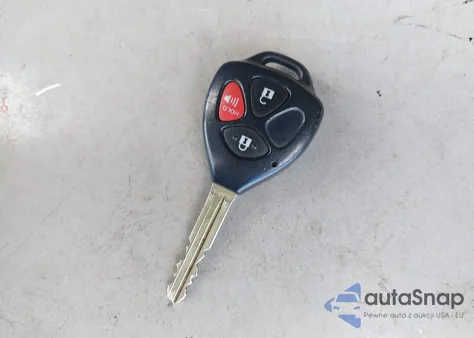 2016 Toyota 4Runner Sr5 z USA, uszkodzony, nr VIN JTEZU5JR7G5117511